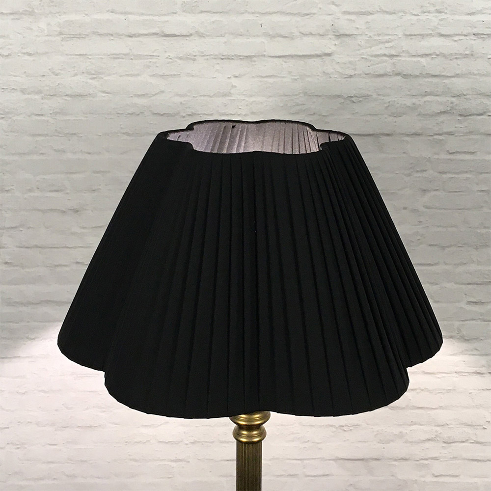 Black Daisy Pleated Floor Lampshade Lit