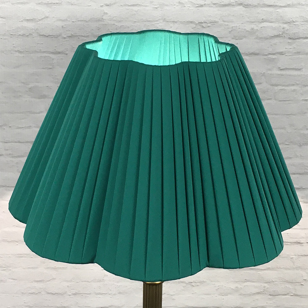 Green Daisy Lit Pleated Floor lampshade